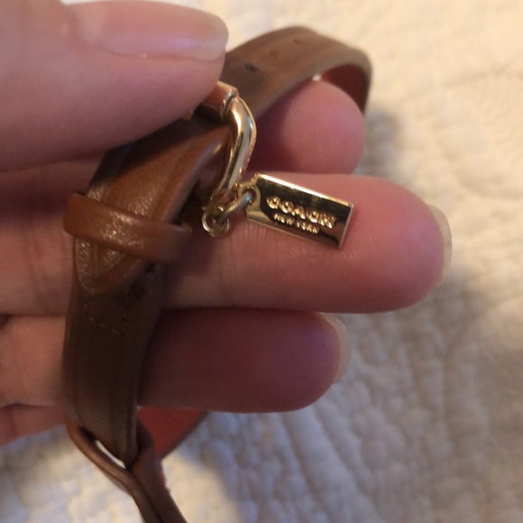 Coach size 8.5 orange & tan sandals - Picture 7 of 11